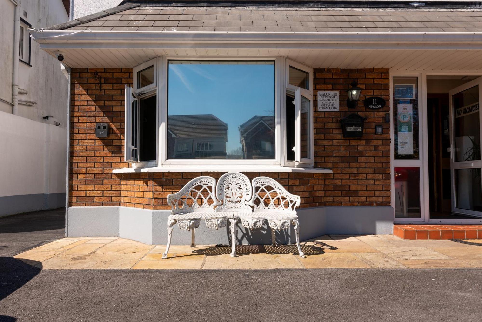 Avalon House Hotel Galway Exterior photo