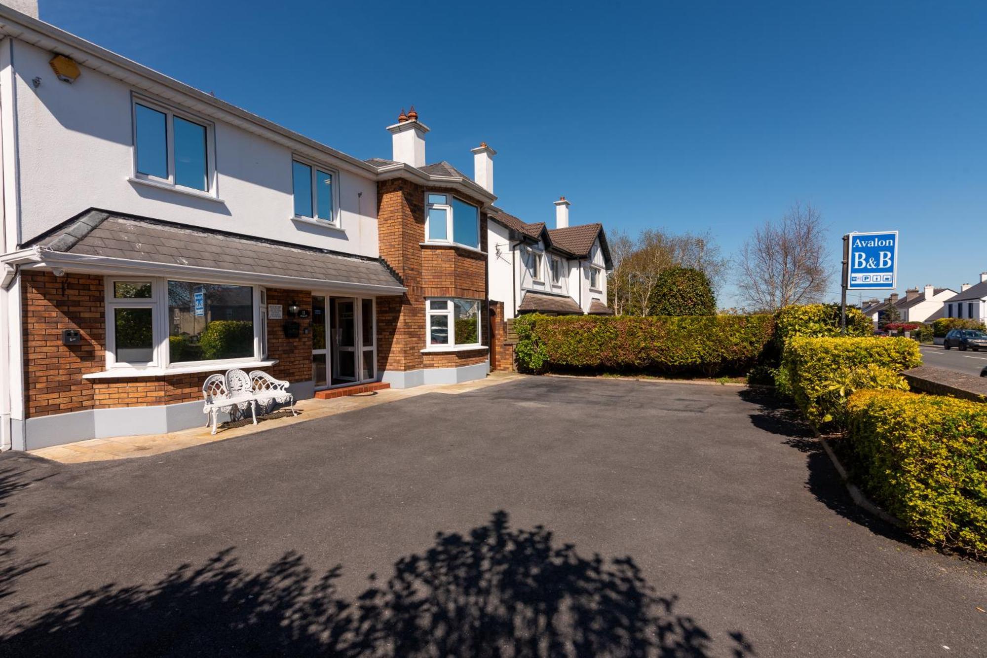 Avalon House Hotel Galway Exterior photo